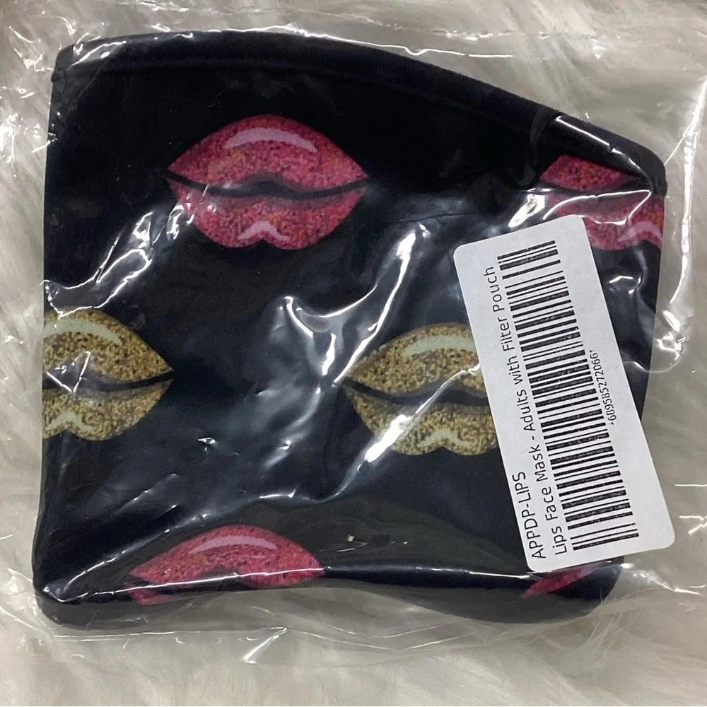 Cotton Face Masks W/ Ear Loops, 3pk, Black & White and Black & Tan Leopard, Lips